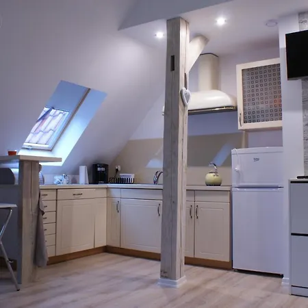 Apartament Reja 6 *